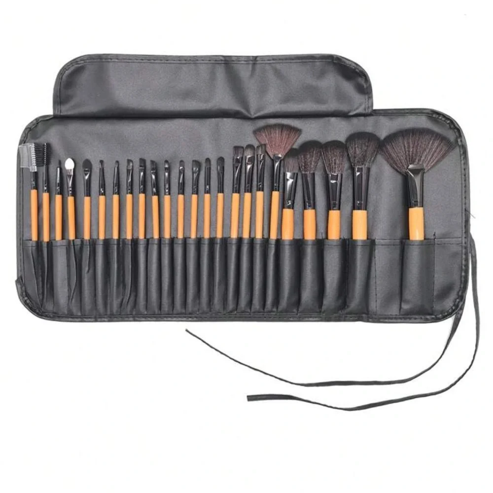 Professional 24 piece Makeup Brush Set with Travel Case NEW 🏷️